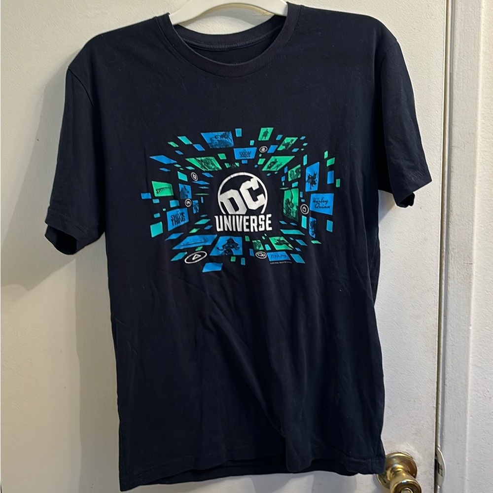 2018 DC Comics Universe San Diego Comic Con Promo Shirt, Medium, WB